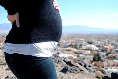 Semana 35 de embarazo: tu útero ha aumentado unas 15 veces su tamaño original