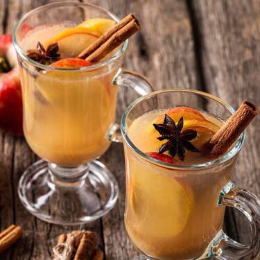 Ponche de frutas con ‘piquete’: cuáles son los mejores digestivos y vinos para agregarle