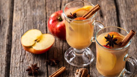 Ponche de frutas con ‘piquete’: cuáles son los mejores digestivos y vinos para agregarle