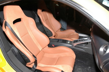 Alfa 8C Competizione amarillo