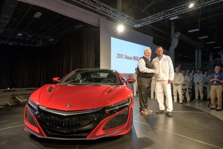 El primer Acura NSX 2017 es entregado a su afortunado dueño