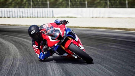 Marquez Honda Fireblade Montmelo 2019