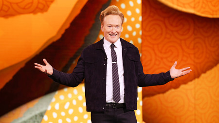 El presentador de televisión estadounidense Conan O'Brien volverá a grabar su programa desde casa con un iPhone