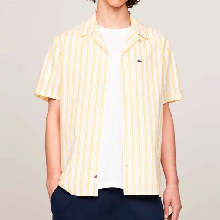 Tommy Jeans Camisa de hombre de lino de manga corta