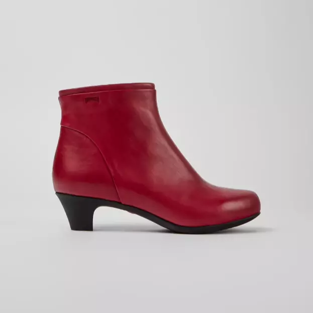Helena
Botines rojos de piel para mujer.