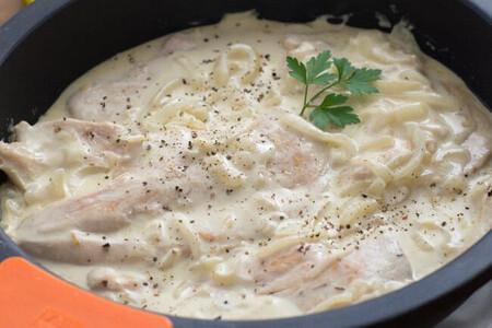 Chicken with Cheese Sauce