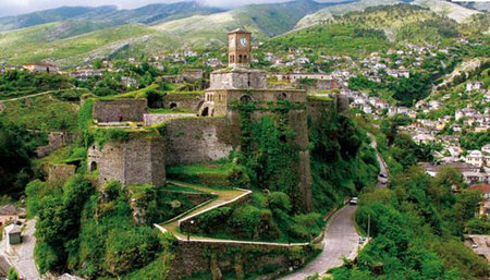 Destinos emergentes: Gjirokastra, Albania