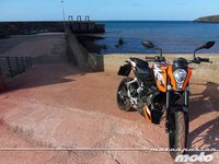Cómo destrozar una KTM Duke con cúpulas de la industria auxiliar
