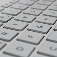 Este atajo de teclado en Windows 11 me ha salvado a la hora de trabajar en sitios ruidosos