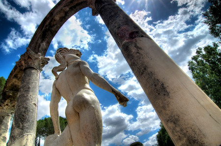 Adéntrate en los jardines más bellos de Italia de la mano de Monty Don