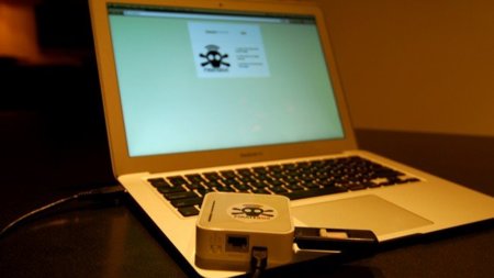 PirateBox se renueva, así es el nuevo dispositivo para compartir archivos a través de redes WiFi seguras y móviles