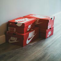 Nike trae este viernes de vuelta a las rebajas sus míticas zapatillas Court Vision al 50% de descuento  