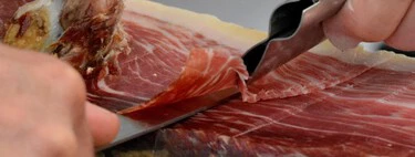 Este jamón ibérico de bellota 100% se vende en Carrefour con 60 euros de descuento, más de 6 kg y de origen andaluz 