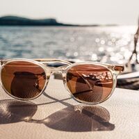 Llévate dos gafas de sol por el precio de una con el 2x1 de Hawkers y protege tus ojos este verano