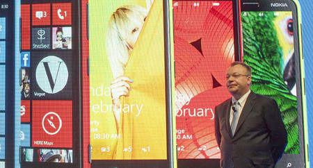 Nokia podría estar preparando un "phablet" y varios móviles más para la familia Lumia