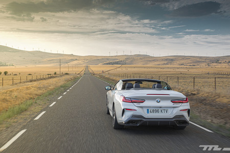 BMW M850i Cabrio trasera