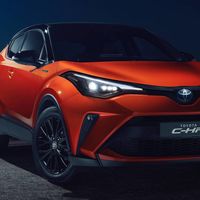 El Toyota C-HR 2020 retoca su rostro e incrementa su potencia