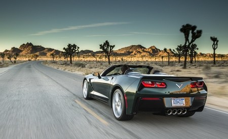 2015-chevrolet-corvette-convertible-650-109.jpg
