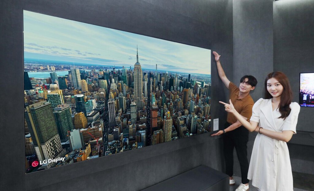 LG muestra por fin su espectacular tele OLED gigante de 97