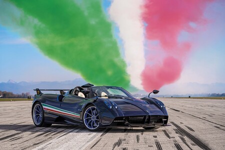 Pagani Huayra Tricolore: un superdeportivo de 852 CV limitado a 3 unidades de casi 6 millones de euros como homenaje al ejército