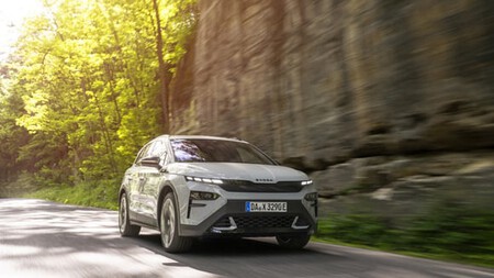 Impulsionada pelos modelos Elroq e Enyaq, a Škoda tornou-se a quarta marca de carros totalmente elétricos mais vendida na Europa, mantendo-se, ao mesmo tempo, como a segunda marca com mais emplacamentos no continente, considerando todos os tipos de motorização