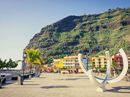 El Paseo Maritimo De Tazacorte C Visit La Palma
