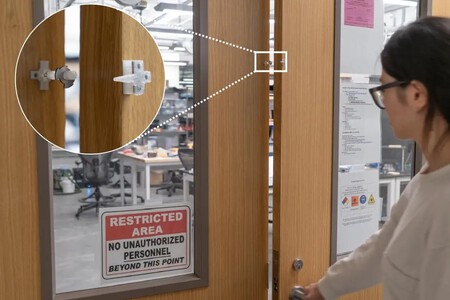 Soundoff Smart Home Tags Lab Door 3x2 H