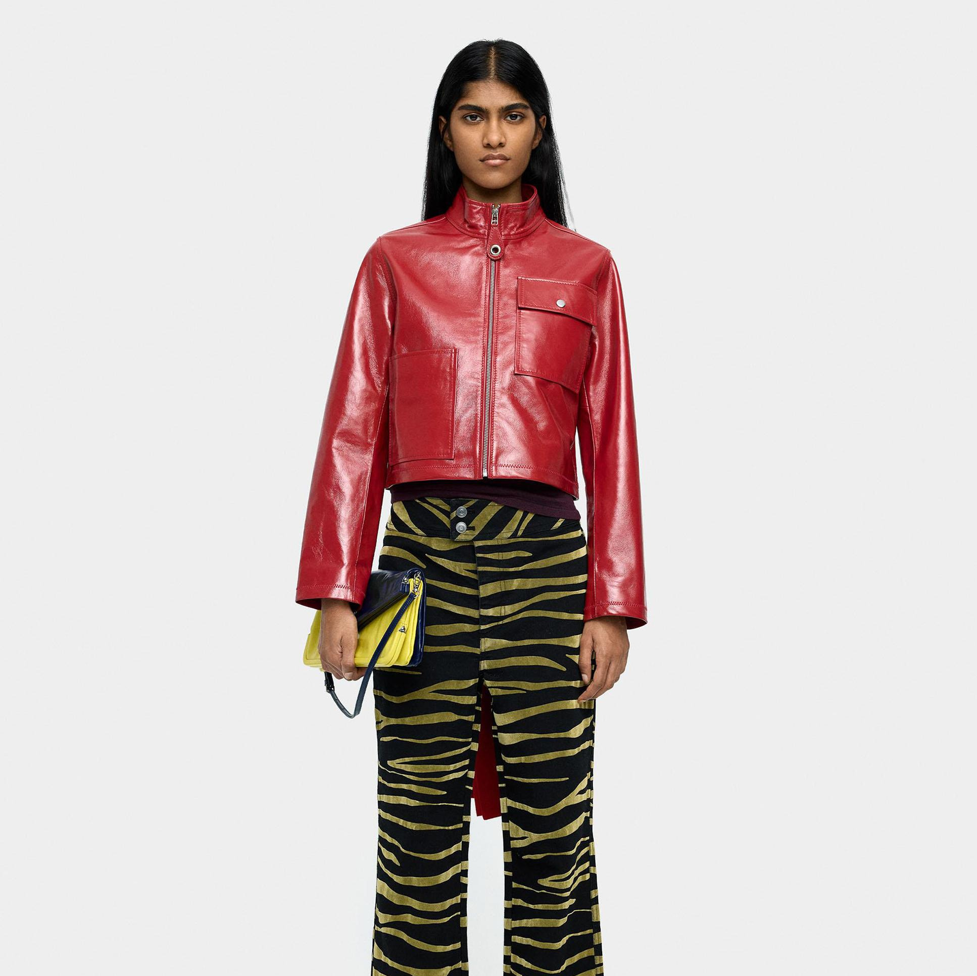 Cazadora de mujer 100% piel con cremallera y bolsillos decorativos Rojo Parfois