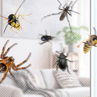 Sin taladros ni herramientas: esta mosquitera magnética se instala en minutos, está rebajada y te salvará el verano  