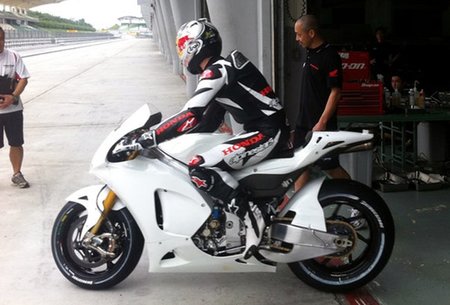 HRC invita a Jonathan Rea a probar la RC212V