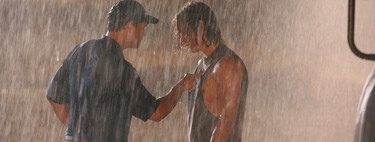 Tiene un 8,7/10 en IMDb y si no es la mejor serie de deportes de la historia poco le falta. Me hizo comprar el Madden y ahora puedes verla en streaming