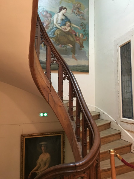 Montebello Escalera