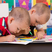 Gemelos y mellizos en la misma clase para reducir el riesgo de contagio por Covid