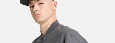 Timberland liquida a mitad de precio la chaqueta de entretiempo impermeable perfecta para resistir con estilo la lluvia en otoño