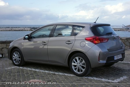 Toyota Auris 2013