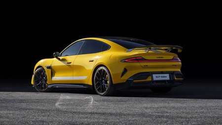 Xiaomi Su7 Ultra Rear