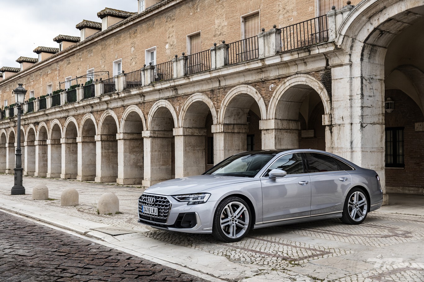 Probamos el Audi S8: una superberlina exageradamente rápida y muy refinada, solo al alcance de unos pocos