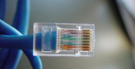 En 2012 el número de líneas de entre 20 y 50 Mbps ha aumentado un 111%