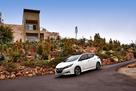 Nissan Leaf 2018 5