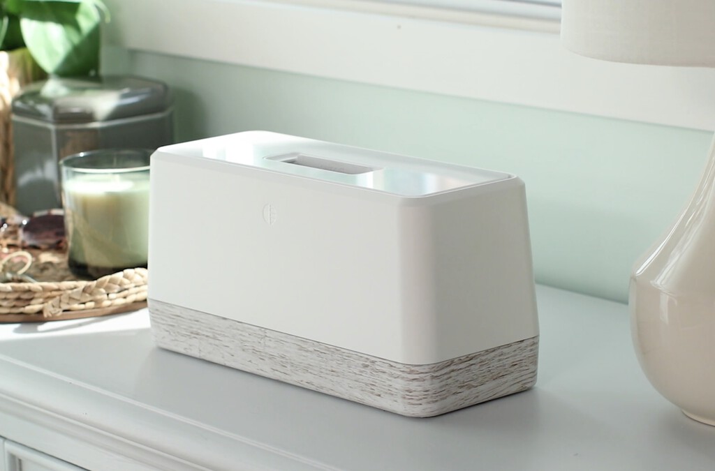 Al verlo pensé en una tostadora para la cocina y estaba muy equivocado. Este aparato destroza los a los cargadores más rápidos