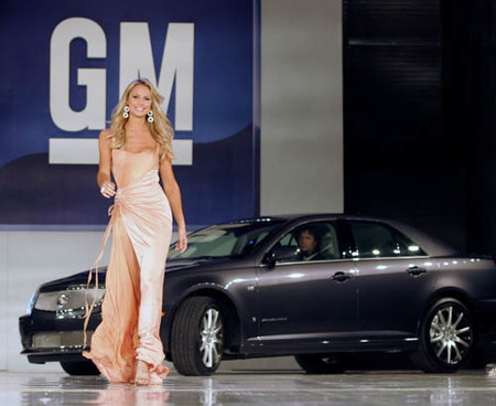 GM y los fabricantes de coche buscan nuevas formas de vender coches