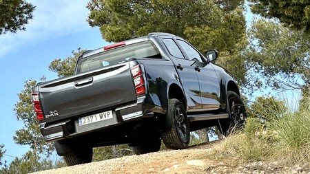 Isuzu D Max 2025 4