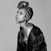 Alicia Keys reivindica la belleza natural mostrando sus estrías de madre en Instagram