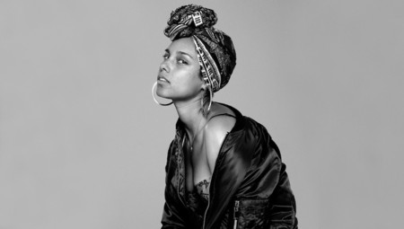 Alicia Keys reivindica la belleza natural mostrando sus estrías de madre en Instagram