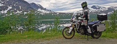 Cinco formas de enfrentarnos al hielo sobre la carretera cuando vamos en moto