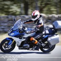 Si tienes moto conduces mejor y el seguro de coche te saldrá más barato