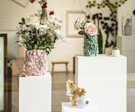 ¡Nos encanta! Julieta Álvarez presenta su nueva colección de jarrones y piezas decorativas