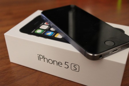 ¿Te gustan las pruebas de resistencia al iPhone? Vamos a ver la más absurda de todas