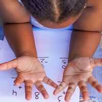 Se seu filho tem dificuldade em matemática, a ciência tem algo a lhe dizer: o verdadeiro culpado foi descoberto dentro do cérebro 