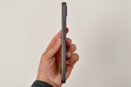 Lateral